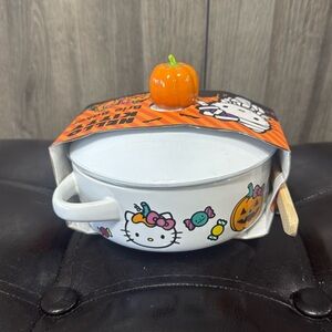 New Hello Kitty Pumpkin Hat & Cute Halloween Jack O Lantern Lid Brie Baker